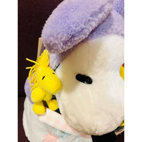 Snoopy Large Easter Greeter bundle peeps coloring book , chalk, crayons, bubble - Picture 6 of 8